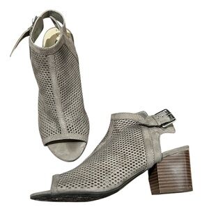 Unisa Perforated Heeled Sandals